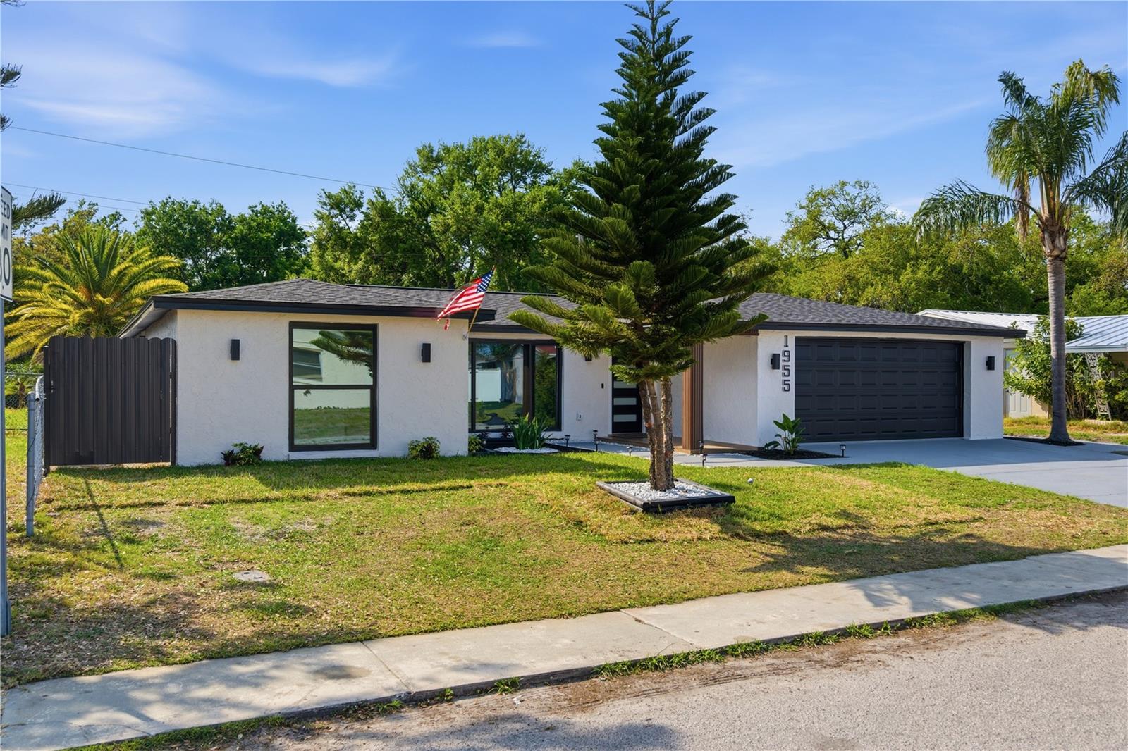 HOLIDAY LAKE ESTATES - Residential