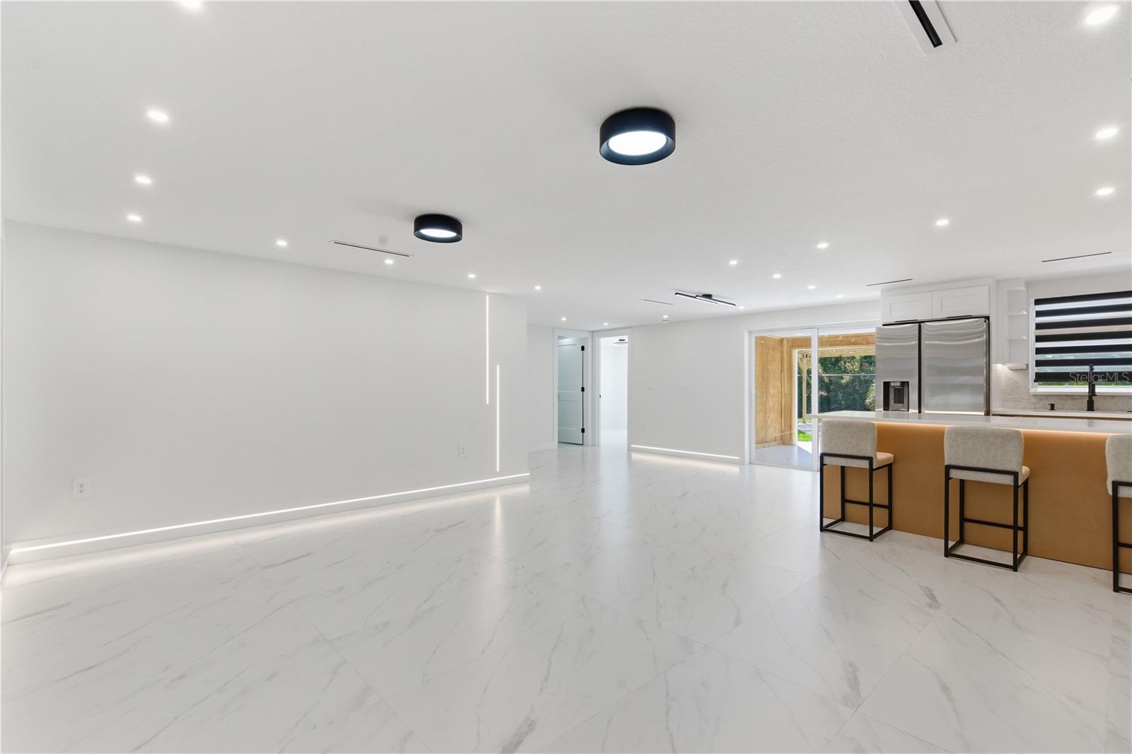 HOLIDAY LAKE ESTATES - Residential