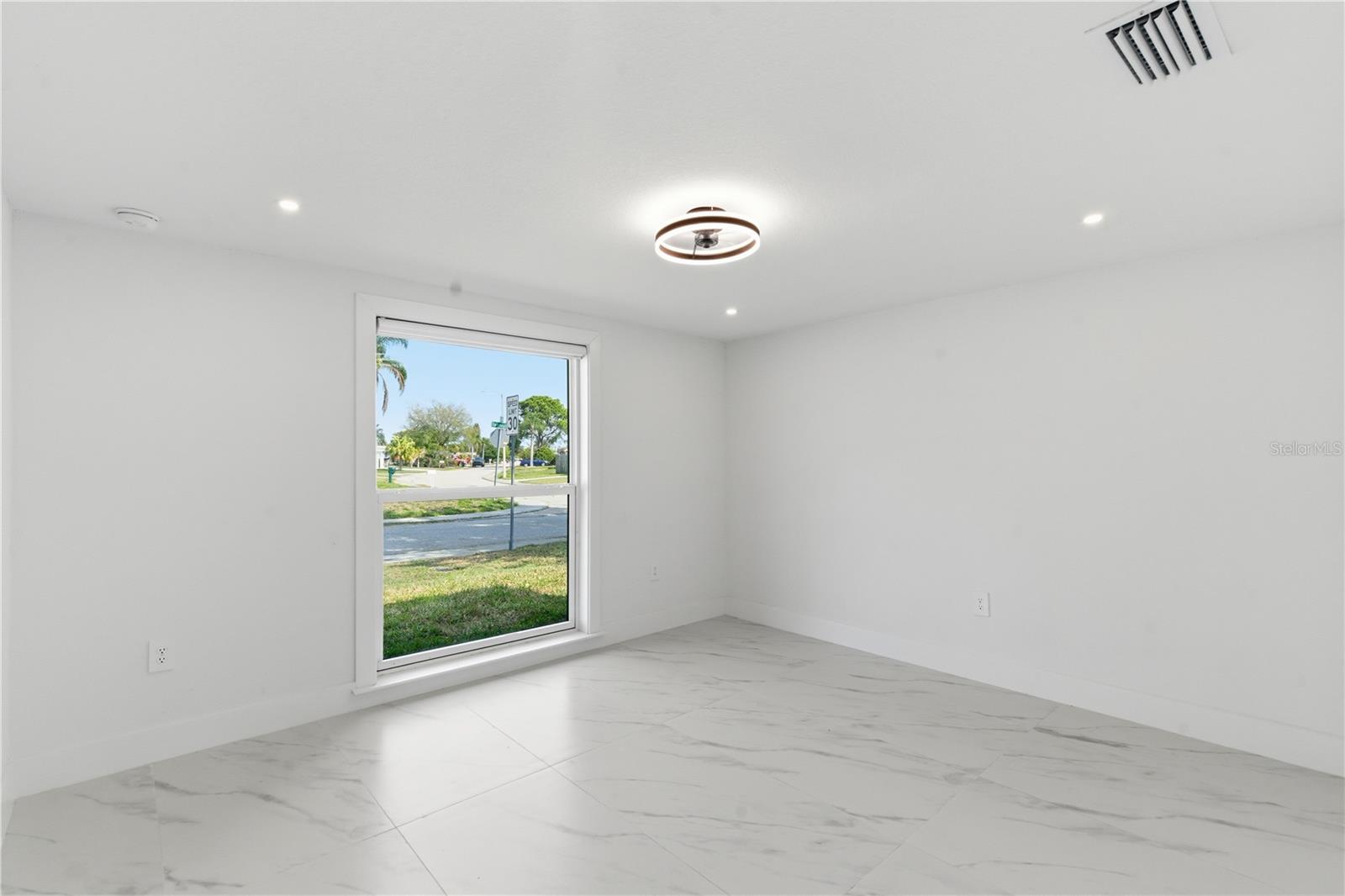 HOLIDAY LAKE ESTATES - Residential