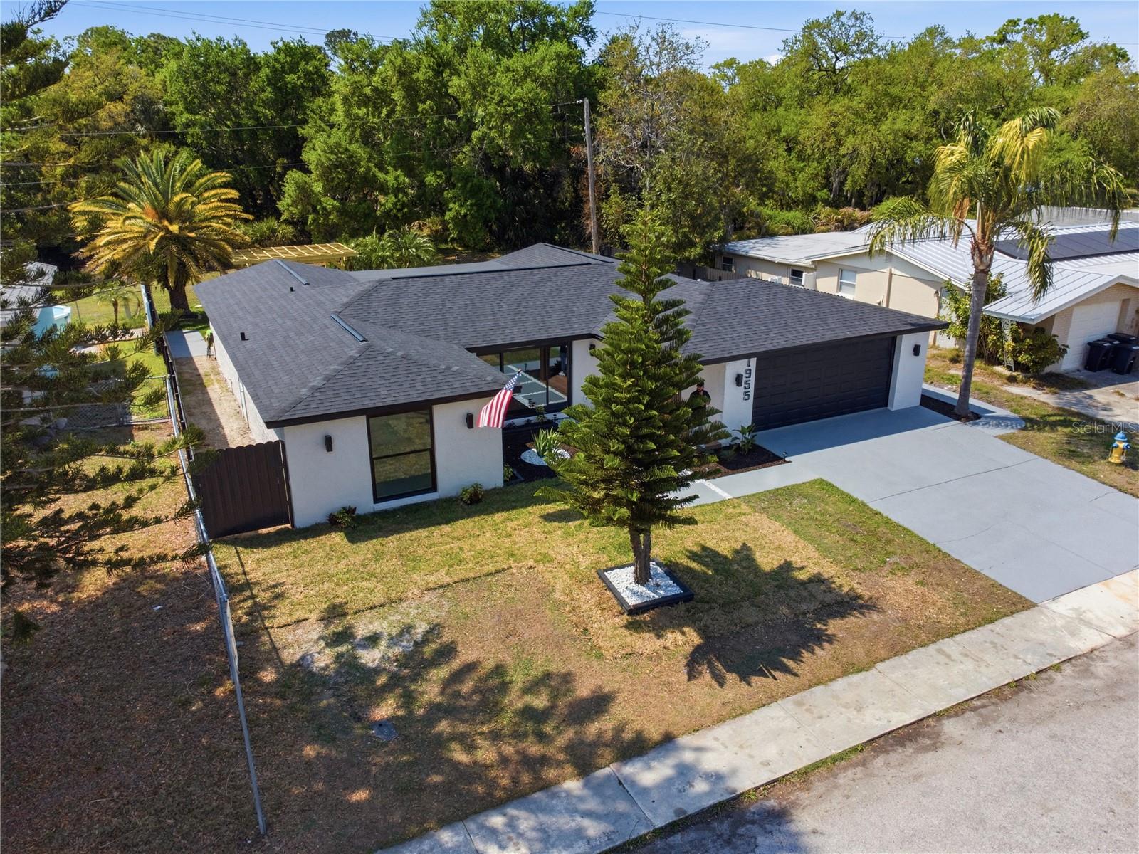 HOLIDAY LAKE ESTATES - Residential