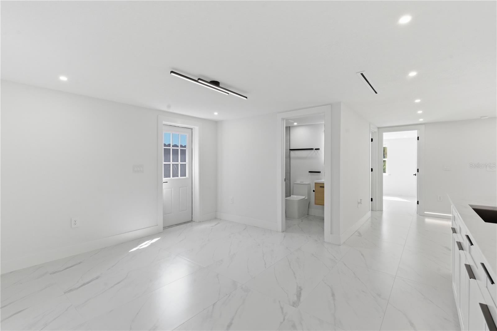 HOLIDAY LAKE ESTATES - Residential