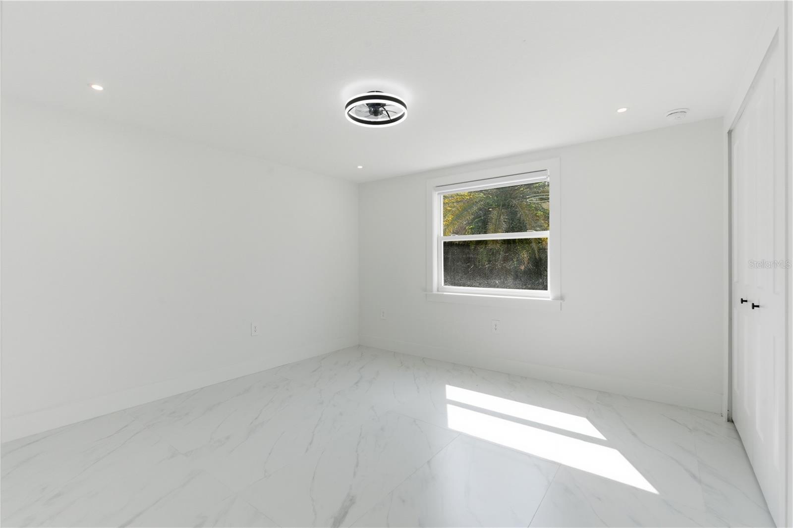 HOLIDAY LAKE ESTATES - Residential