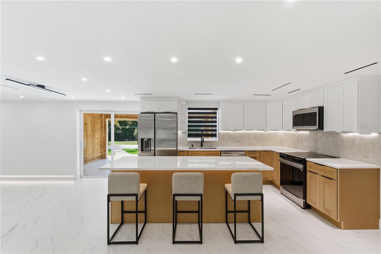 HOLIDAY LAKE ESTATES - Residential