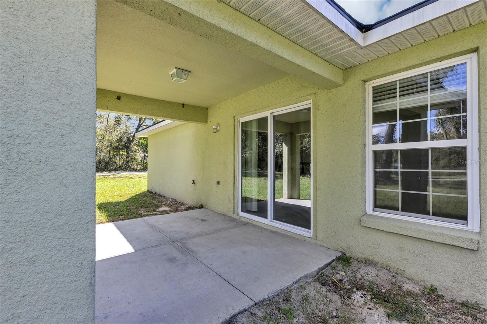 BELLEVIEWS SUNNY SKIES - Residential