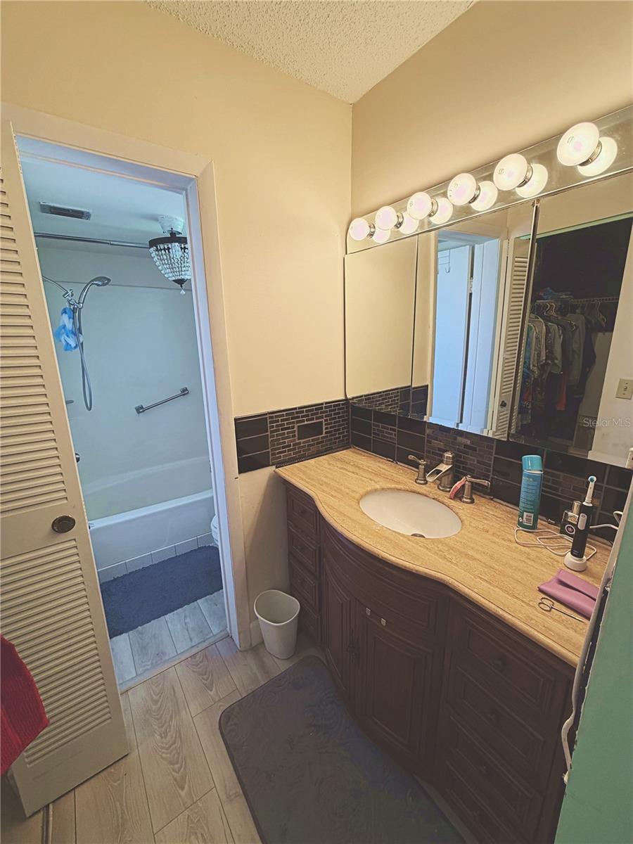 GOLDEN LAKES VILLAGE CONDO E - Residential