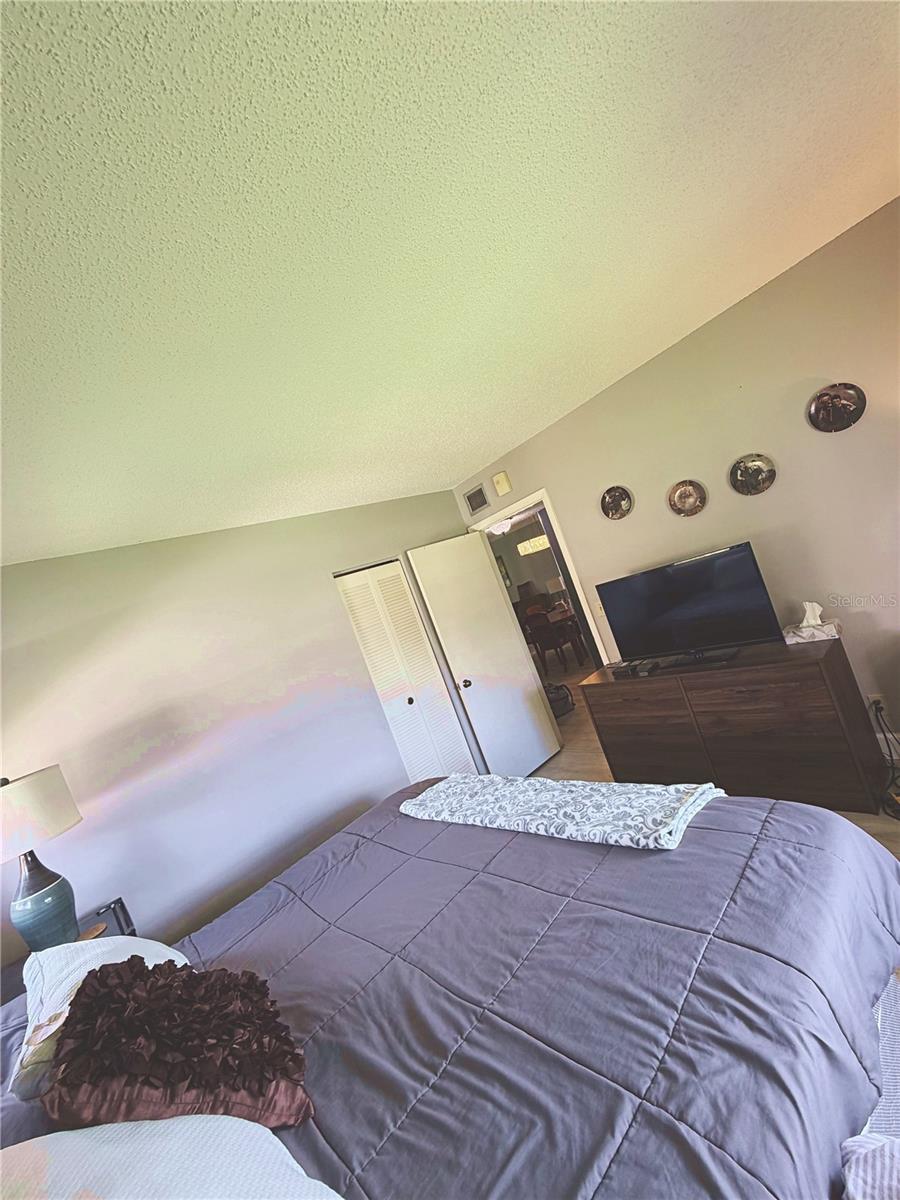 GOLDEN LAKES VILLAGE CONDO E - Residential