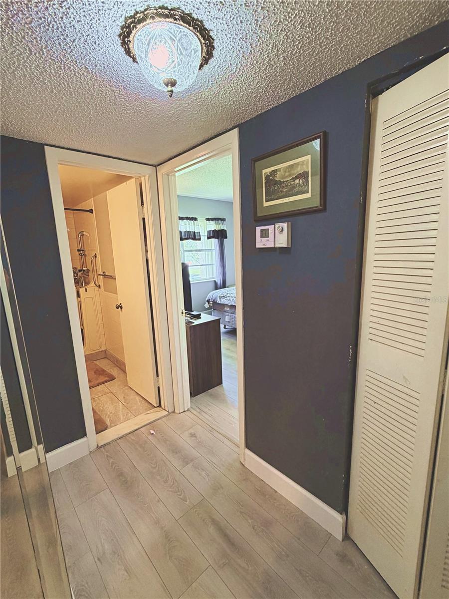 GOLDEN LAKES VILLAGE CONDO E - Residential