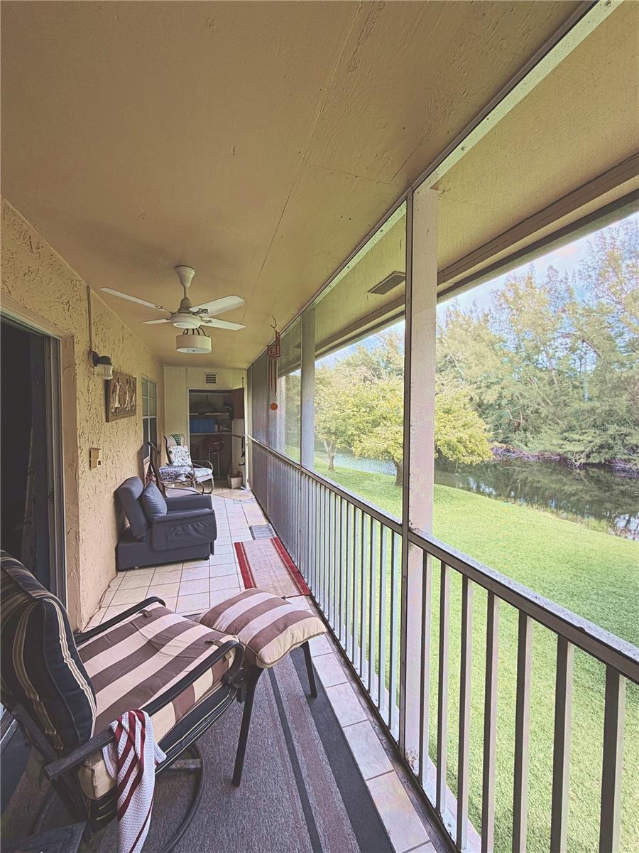 GOLDEN LAKES VILLAGE CONDO E - Residential