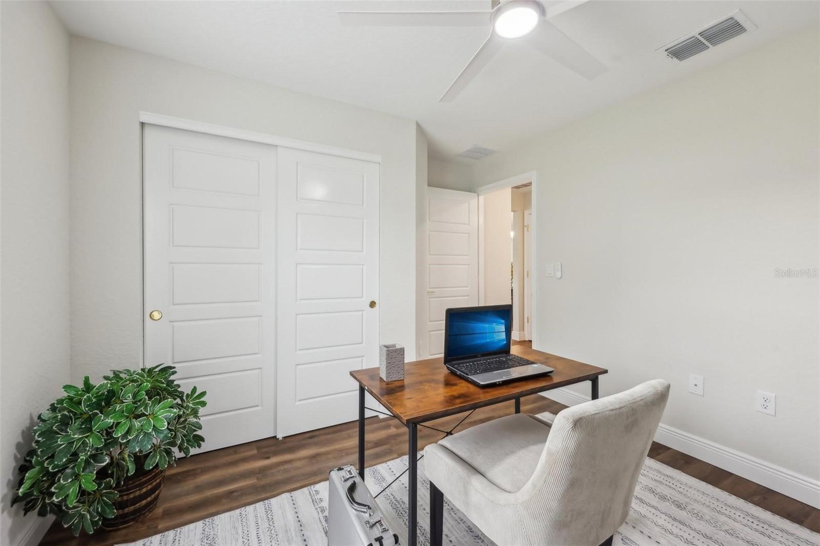 SILVER SPGS SHORES 07 - Residential