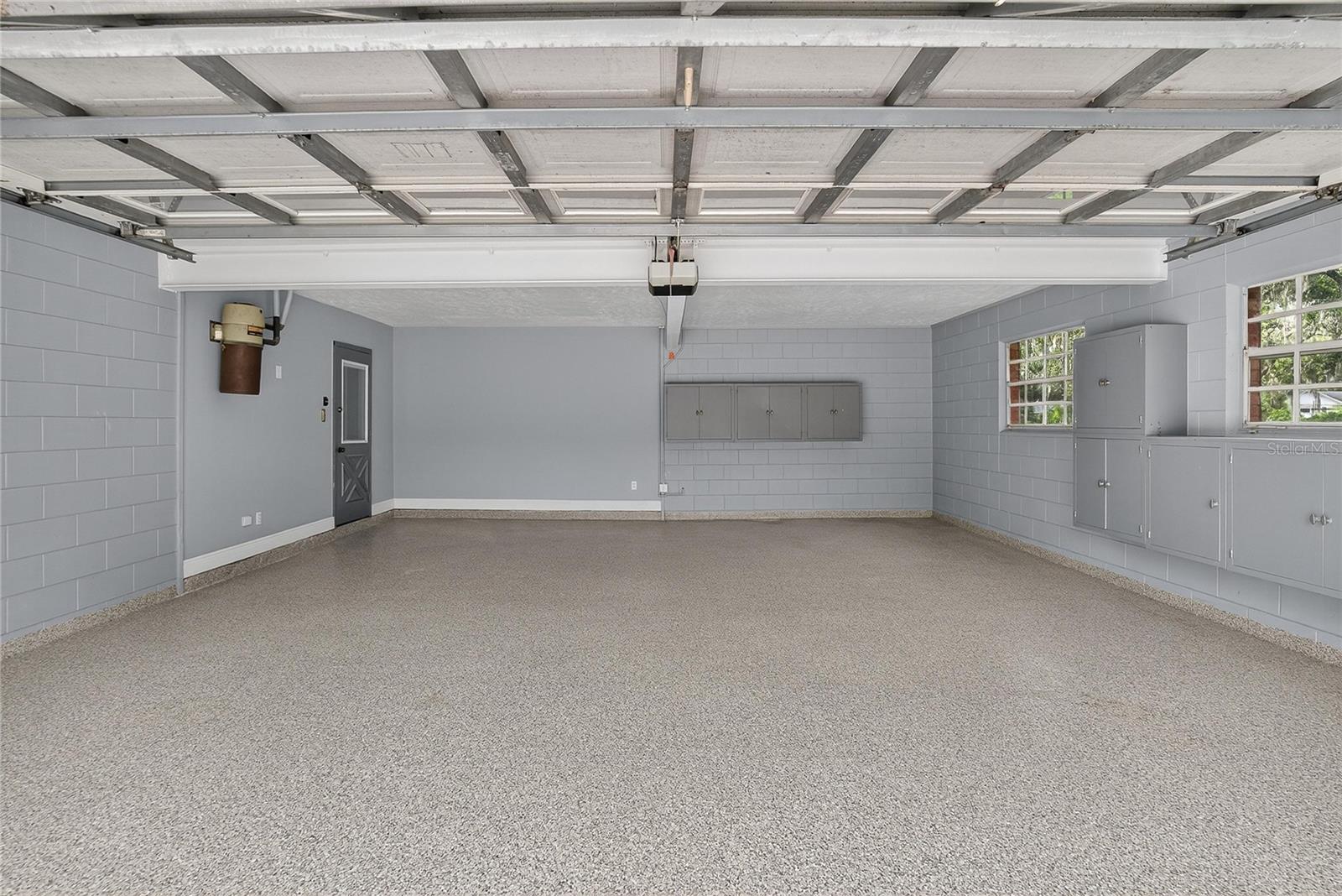 ROSELAND PARK - Residential
