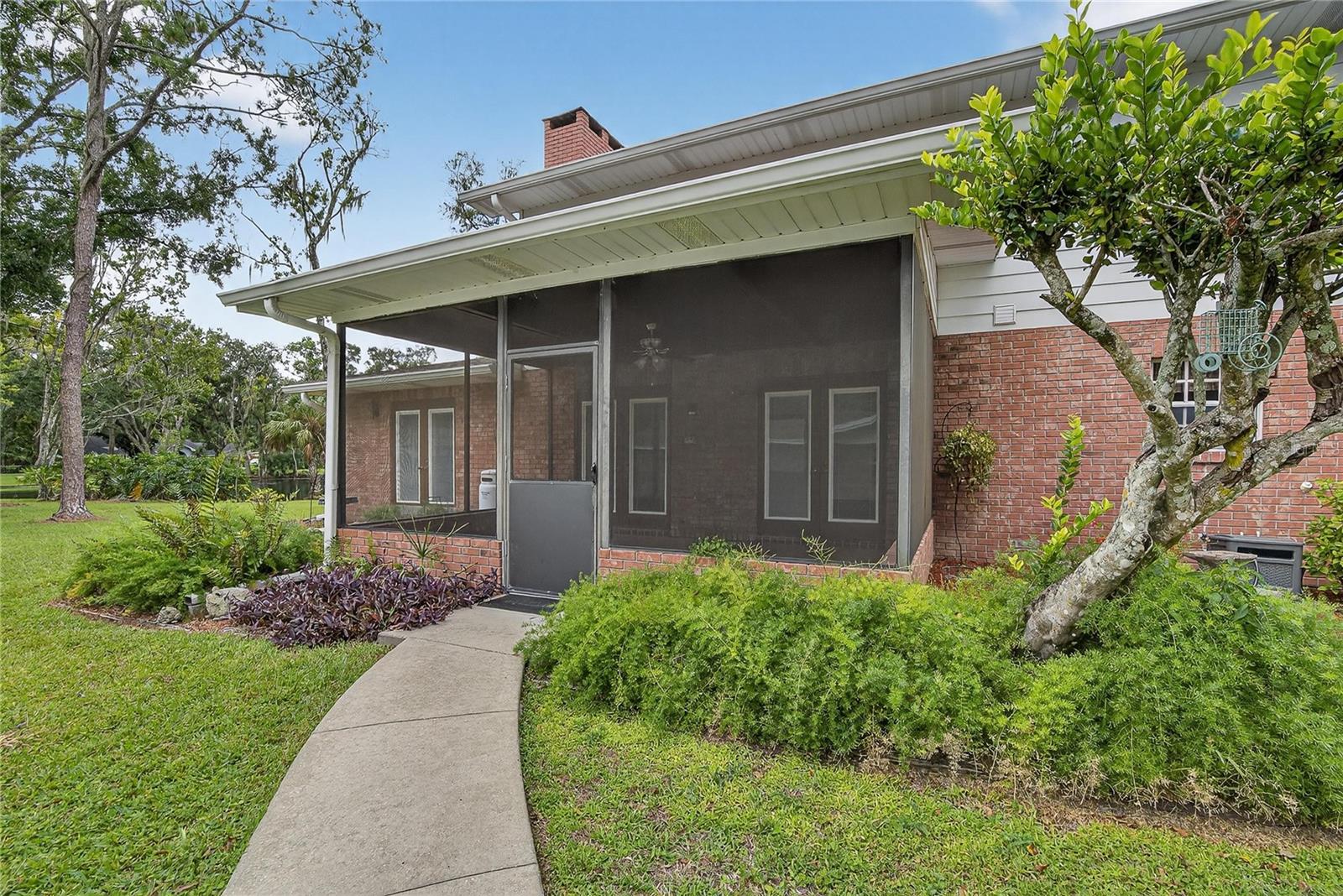 ROSELAND PARK - Residential