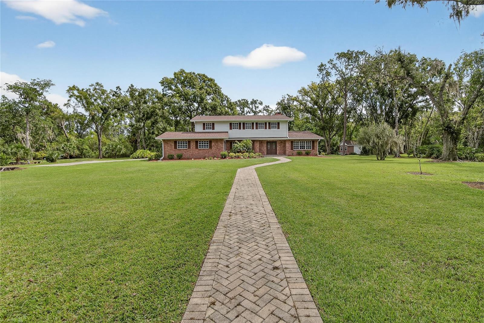 ROSELAND PARK - Residential