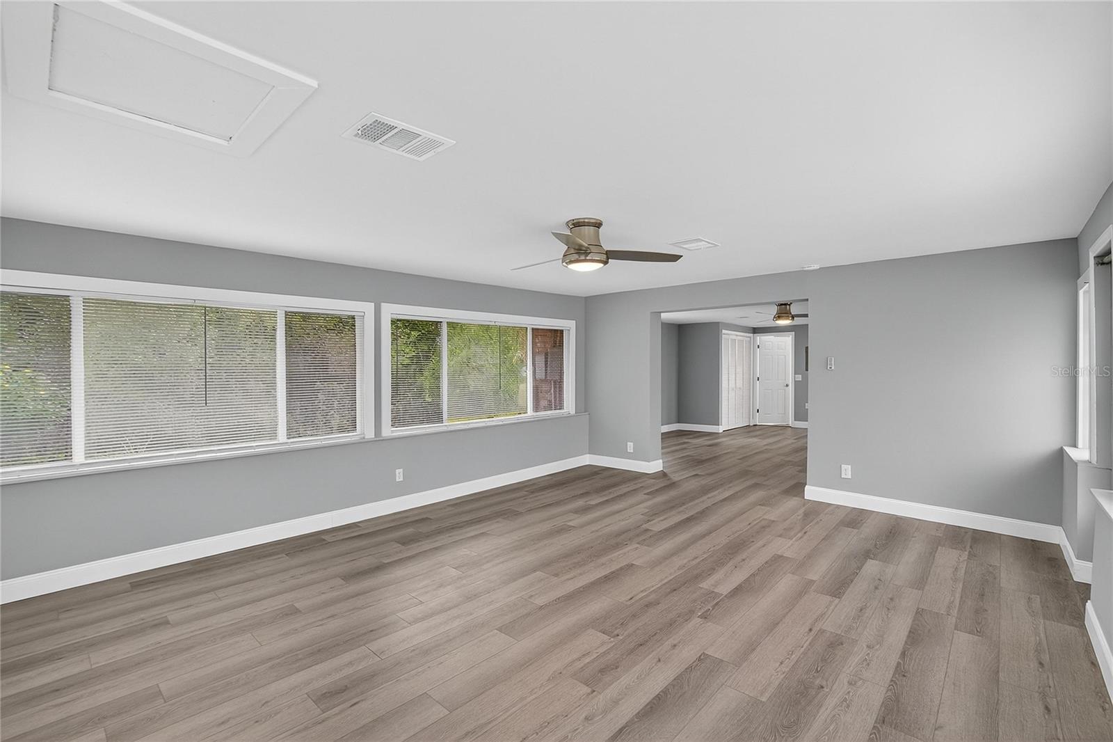 ROSELAND PARK - Residential