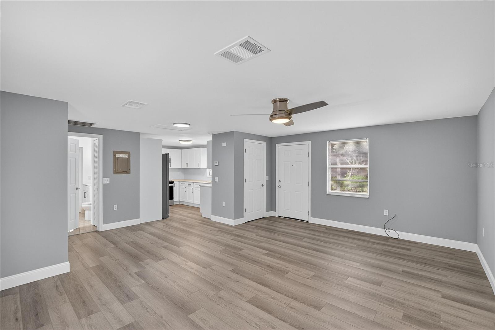 ROSELAND PARK - Residential