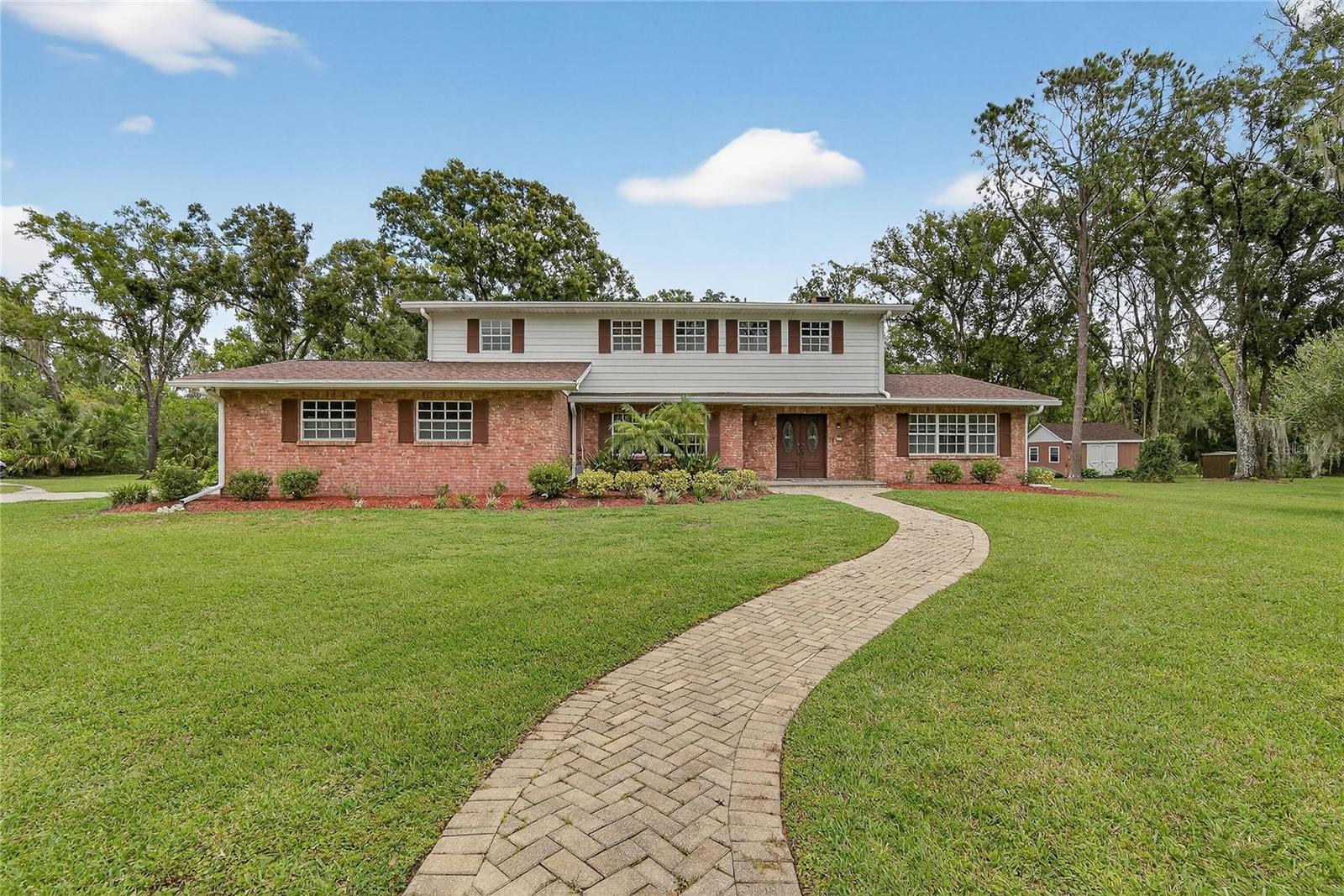 ROSELAND PARK - Residential