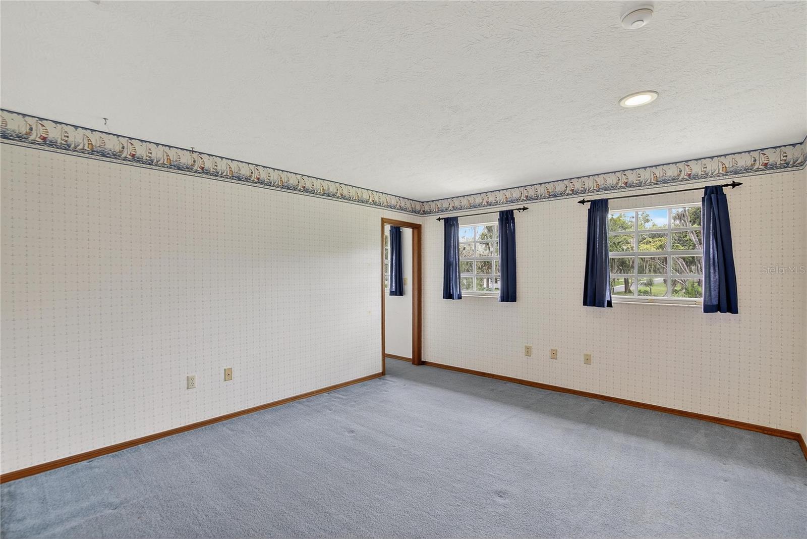 ROSELAND PARK - Residential