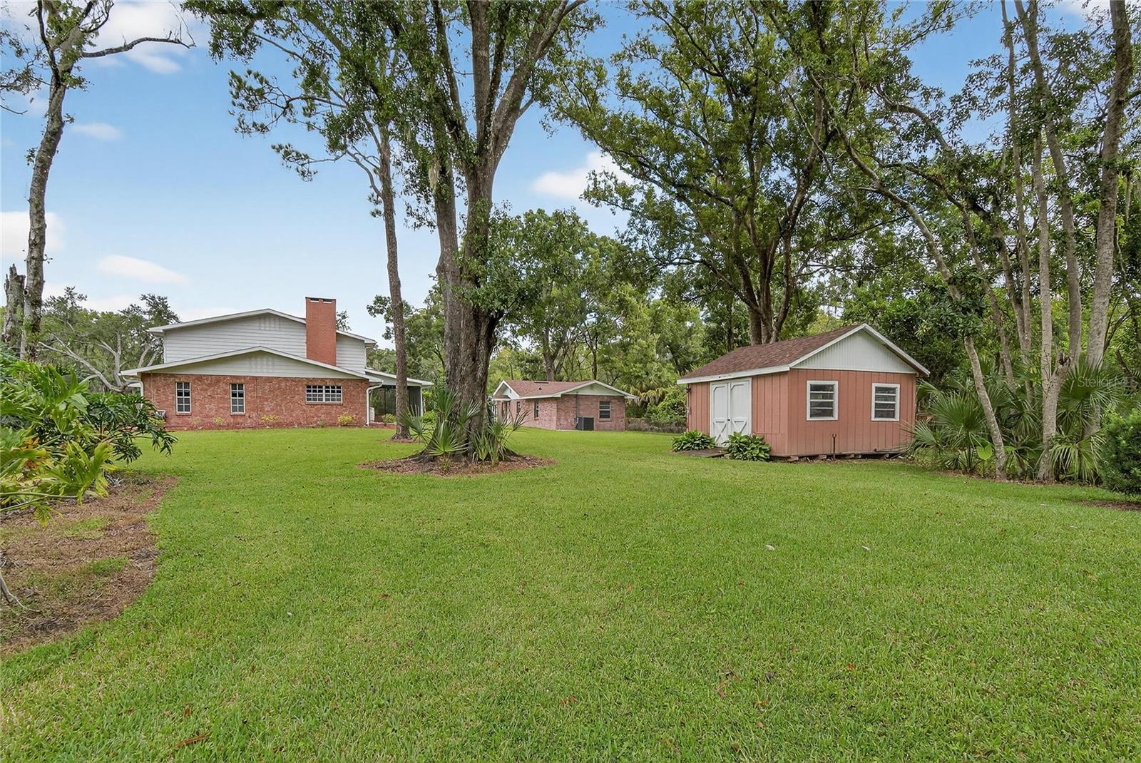 ROSELAND PARK - Residential