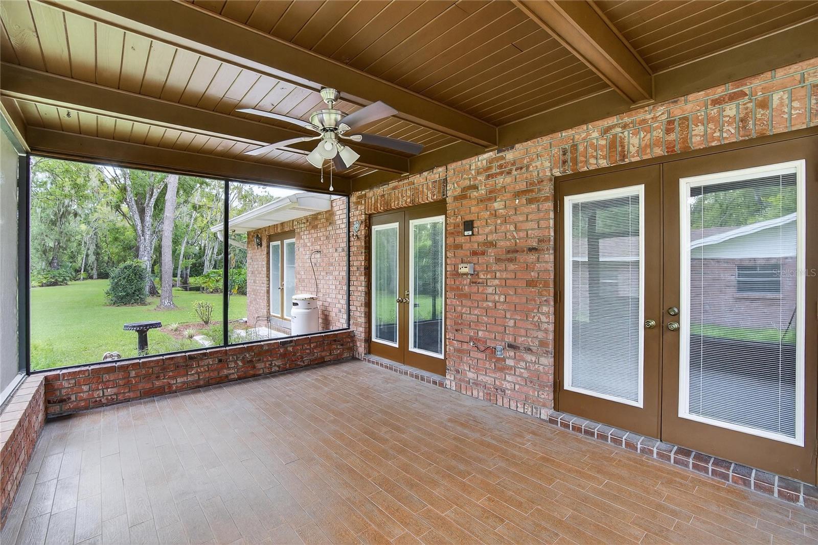 ROSELAND PARK - Residential