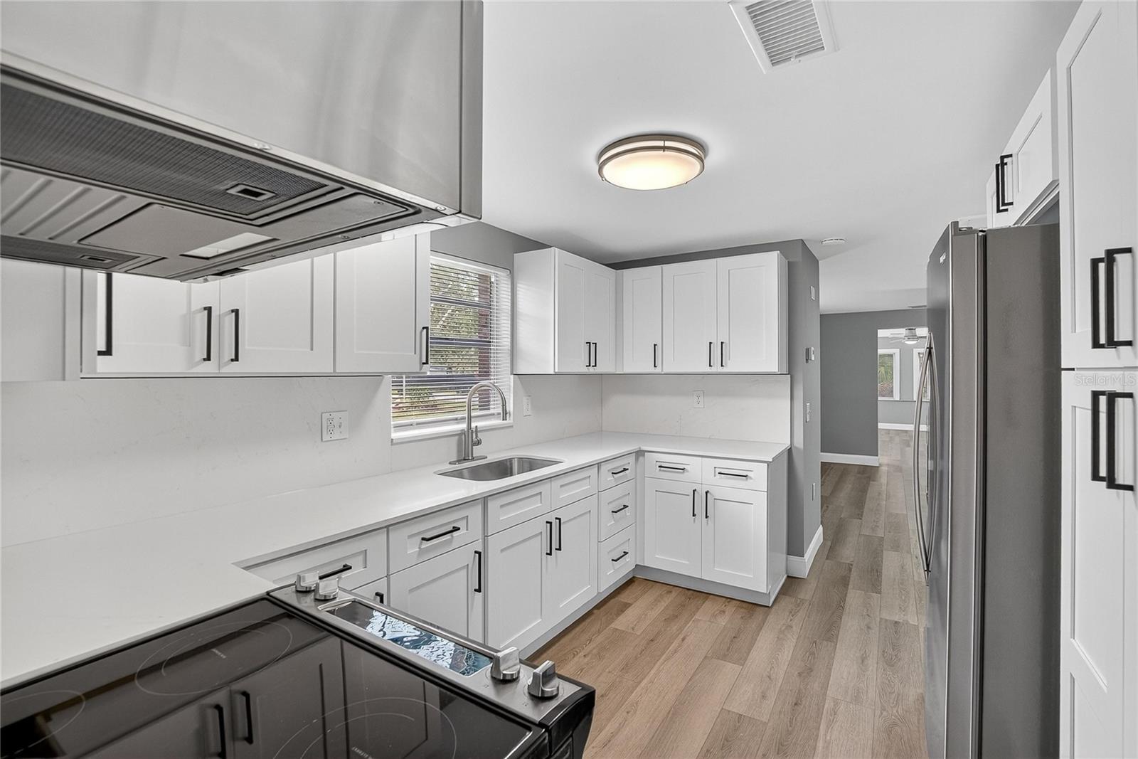 ROSELAND PARK - Residential