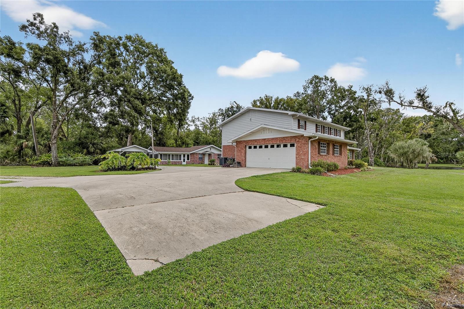 ROSELAND PARK - Residential