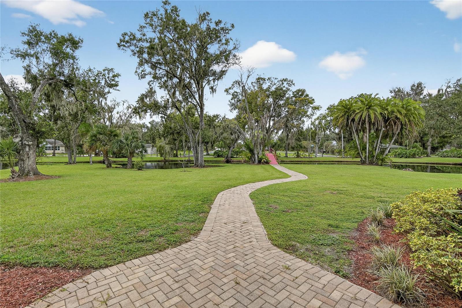 ROSELAND PARK - Residential