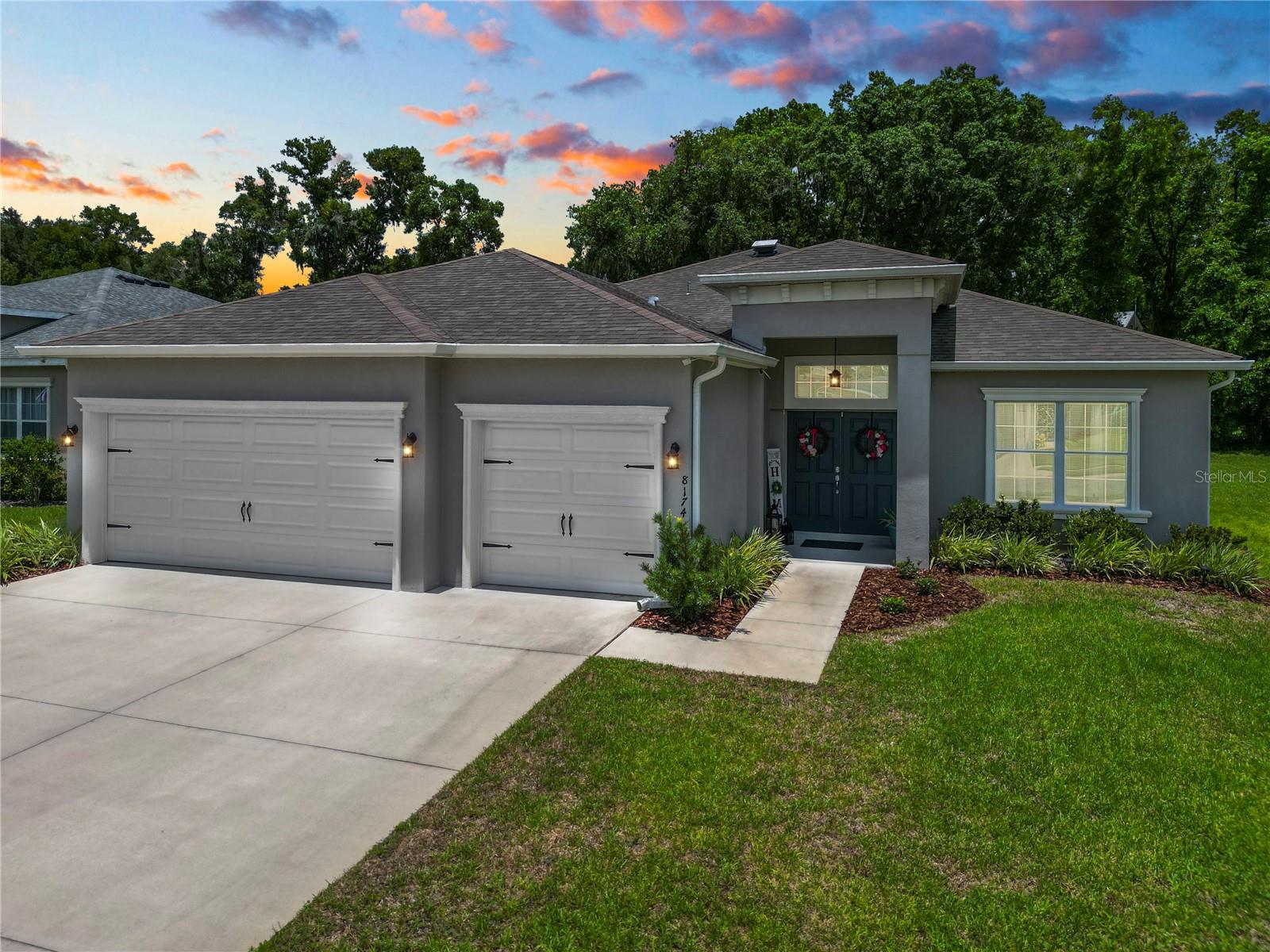 Welcome to your spacious retreat, offering plenty of room for everyone to enjoy their own space. This beautiful 4-bedroom, 3-bathroom home boasts 2,312 square feet of living space, with an open floor plan that promotes easy flow between living areas while maintaining distinct zones for privacy.
Amenities: Enjoy modern features throughout, including a large owner’s bathroom with a 3.6 x 8.7 ft. shower with two shower heads, a spacious walk-in closet, and a large bedroom on one side of the home. The kitchen offers granite countertops, upgraded white cabinets, and included appliances, opening to the family room with high-end gray laminate wood plank flooring throughout. Additional living spaces include a formal living/den with a modern electric fireplace and a formal dining room.
Outdoor Living: A spacious backyard, patio, and garden space provide plenty of opportunities for outdoor enjoyment.
Ideal for multi-generational living or those seeking additional rental income, this home is located in Wilder Oaks on Lakeland’s north side. Conveniently situated near shopping, dining, and HWY 98 N, it offers both comfort and accessibility.
Don’t miss the opportunity—schedule your private showing today!