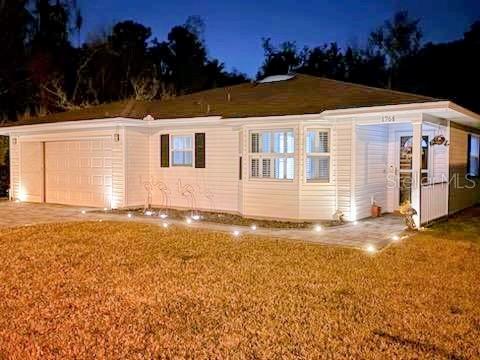 COLONNADES PH 03 - Residential