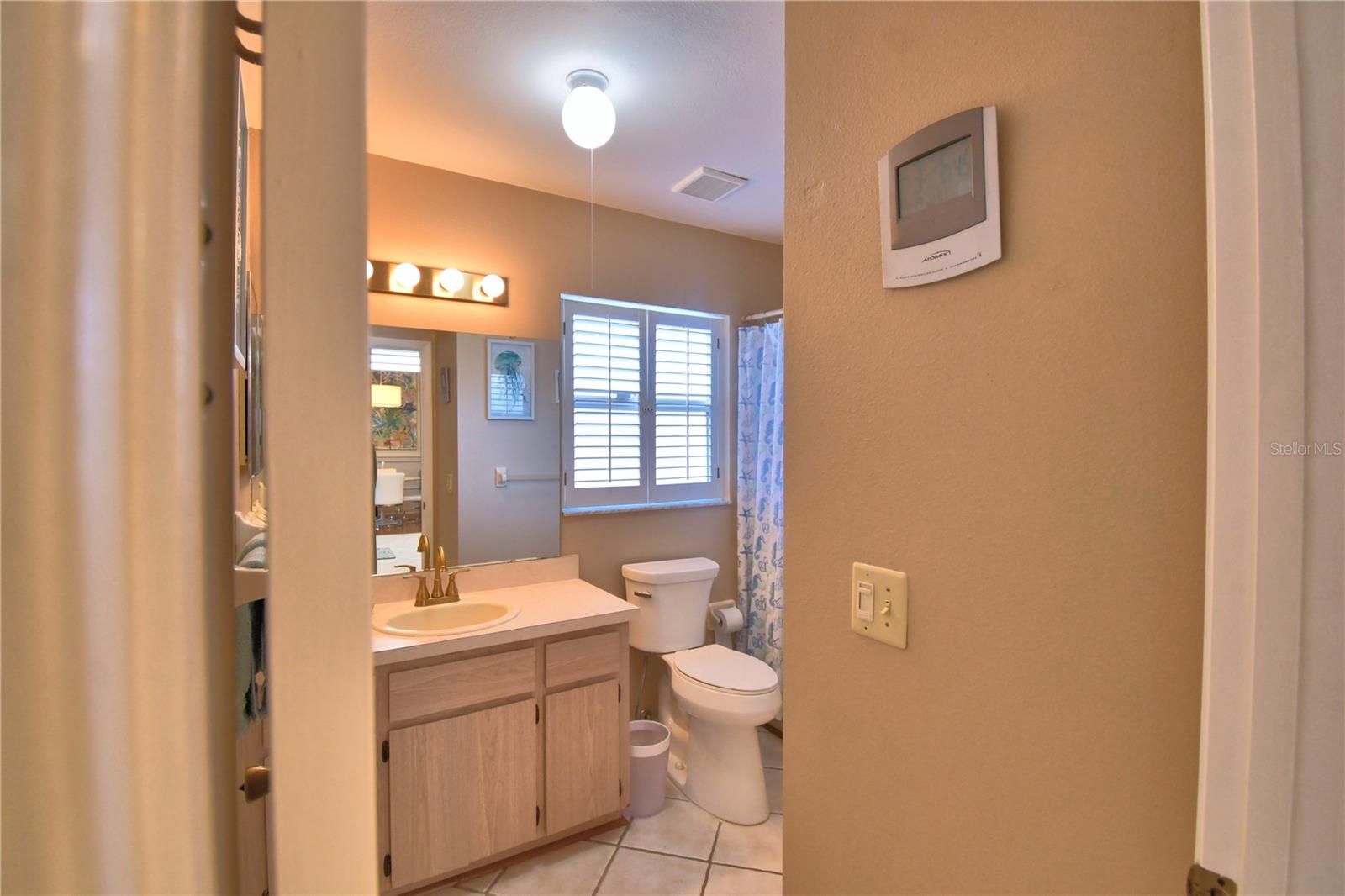 COLONNADES PH 03 - Residential