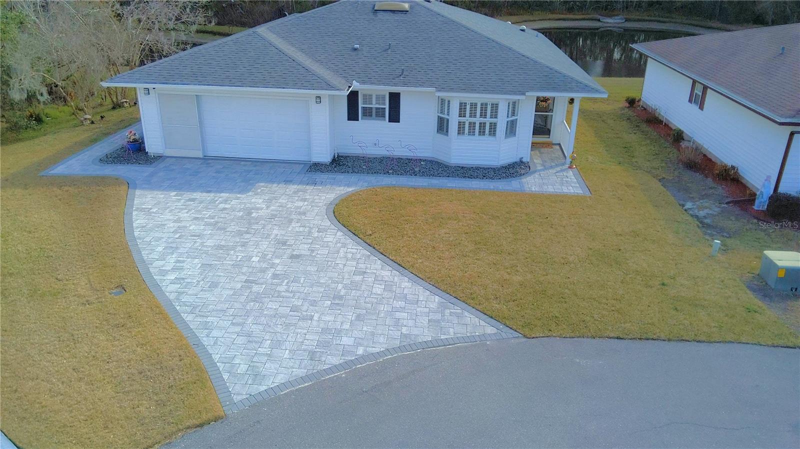 COLONNADES PH 03 - Residential