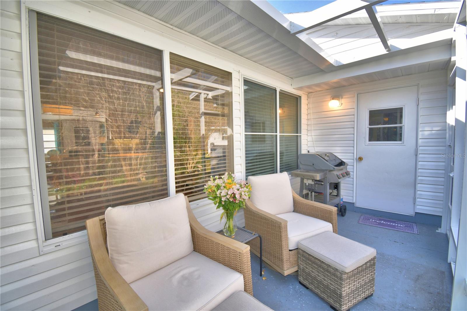 COLONNADES PH 03 - Residential