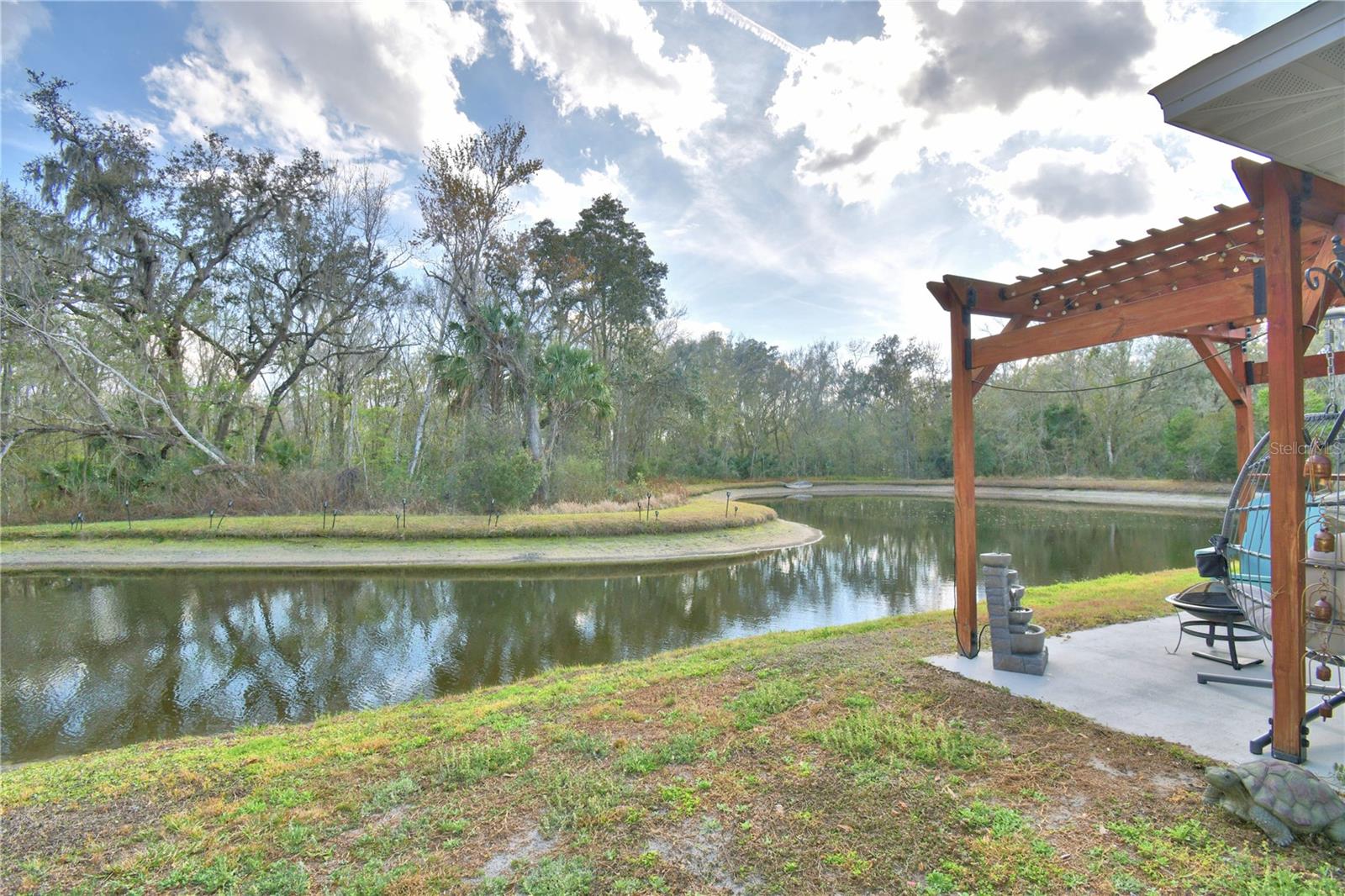 COLONNADES PH 03 - Residential