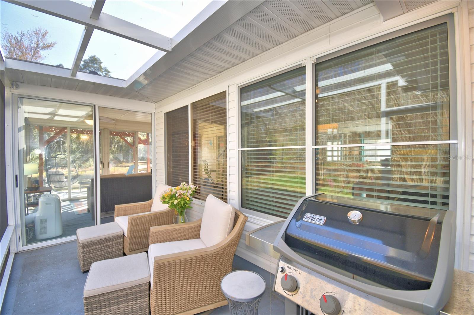 COLONNADES PH 03 - Residential