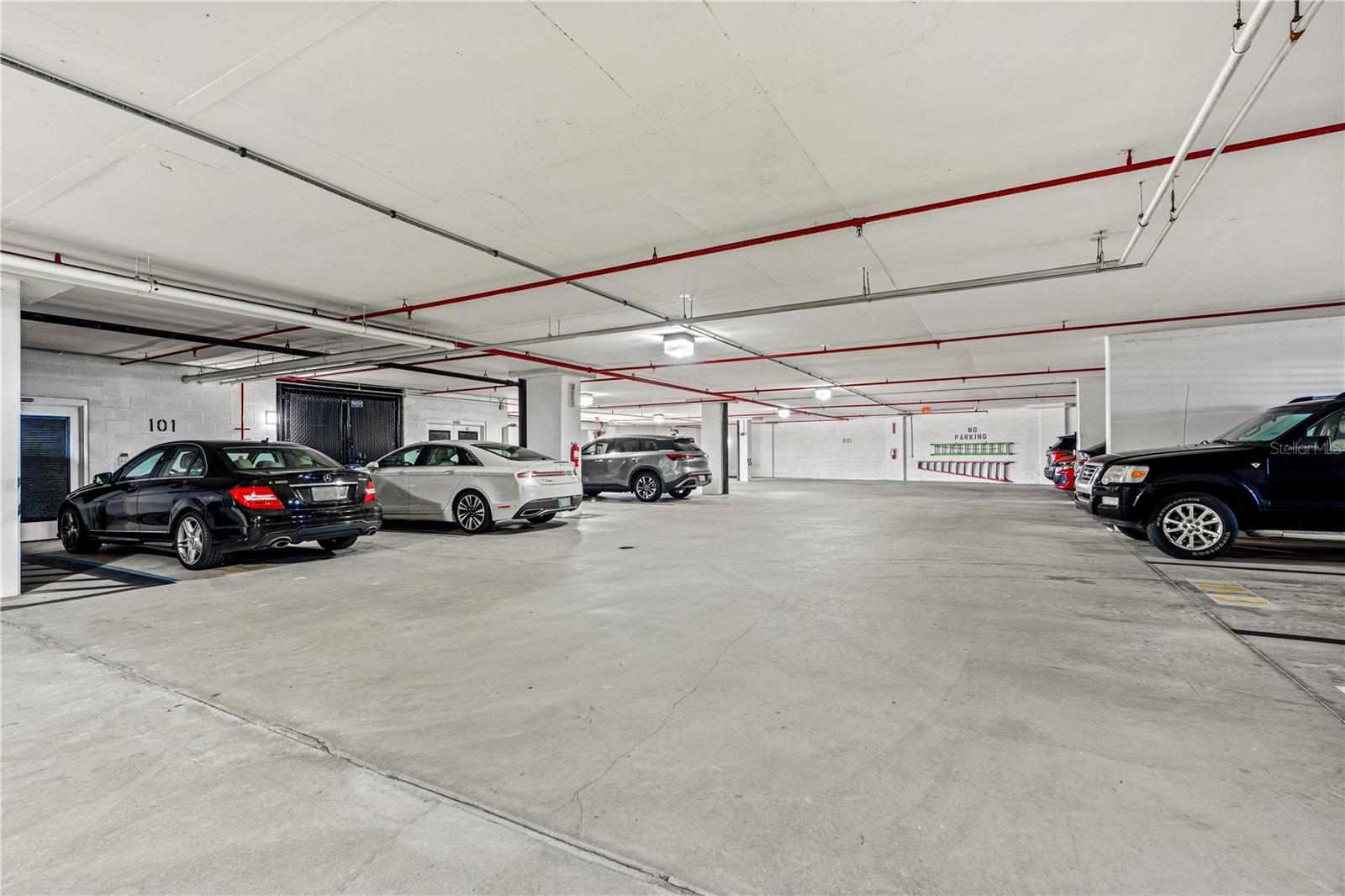 MEDITERREAN CONDO - Residential