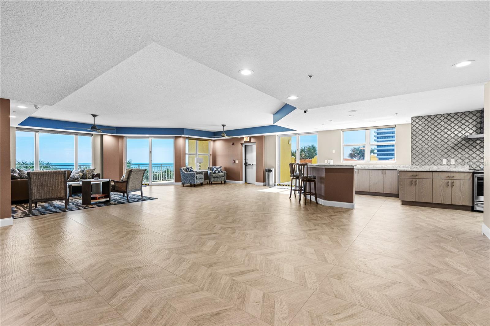 MEDITERREAN CONDO - Residential