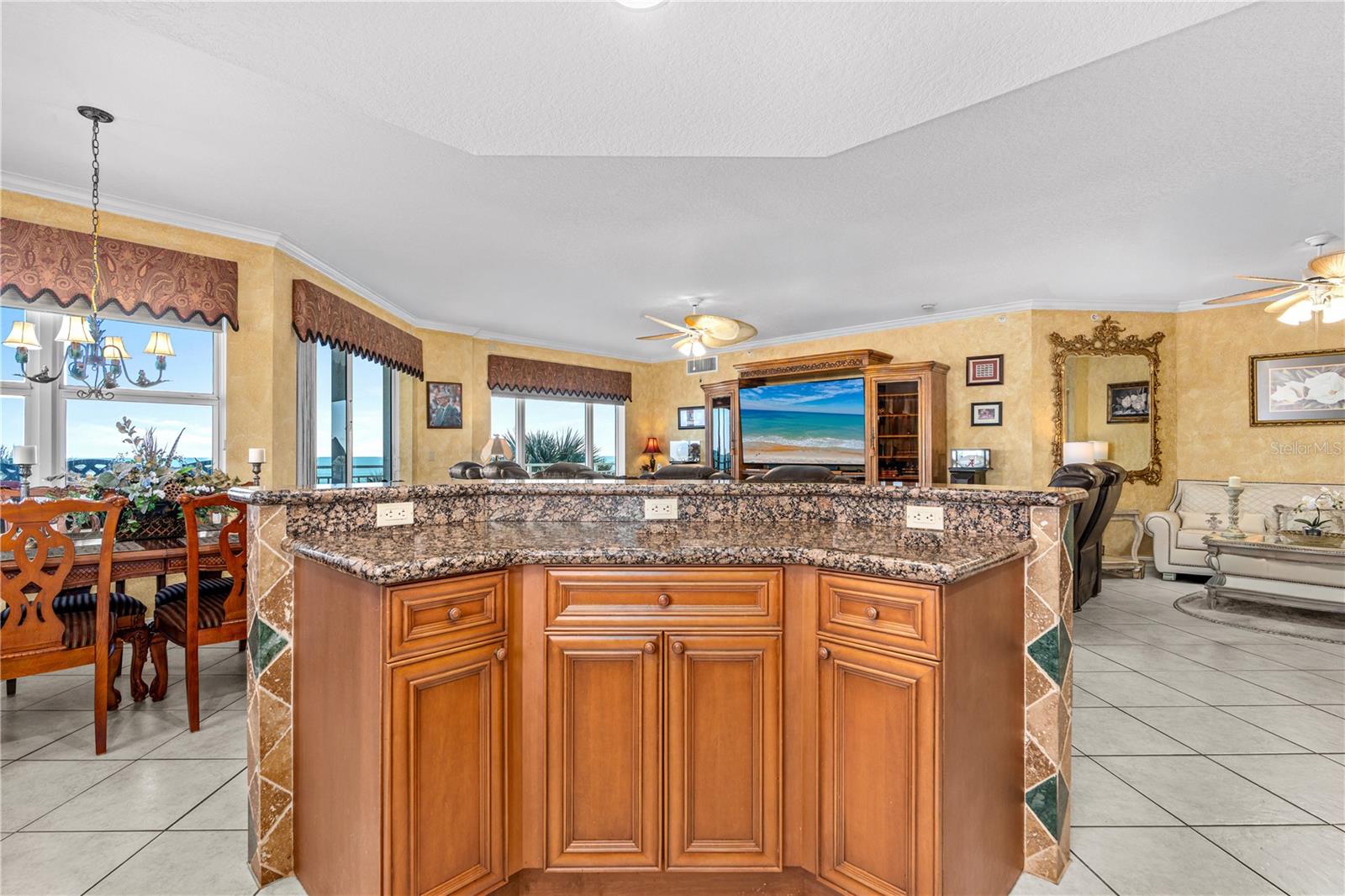 MEDITERREAN CONDO - Residential