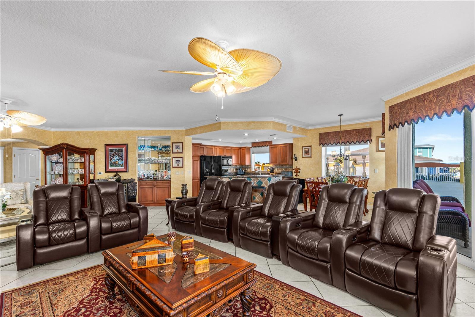 MEDITERREAN CONDO - Residential