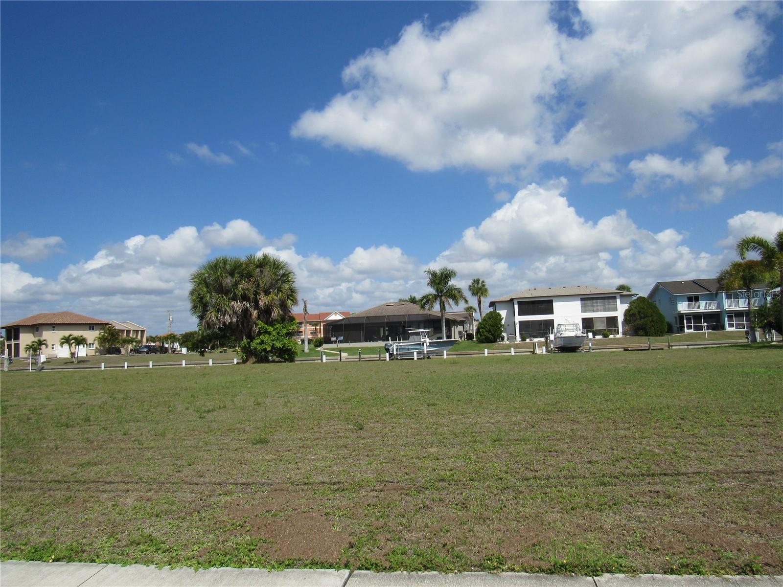 2818 & 2824 MAGDALINA DRIVE