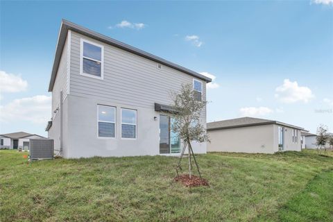 A home in WINTER HAVEN