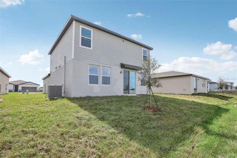 A home in WINTER HAVEN