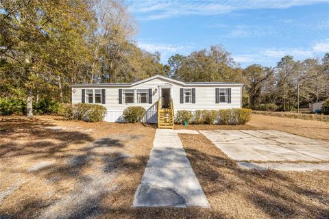 Photo of 13907 NE 180th Street, Waldo, FL 32694 (MLS # GC537345)