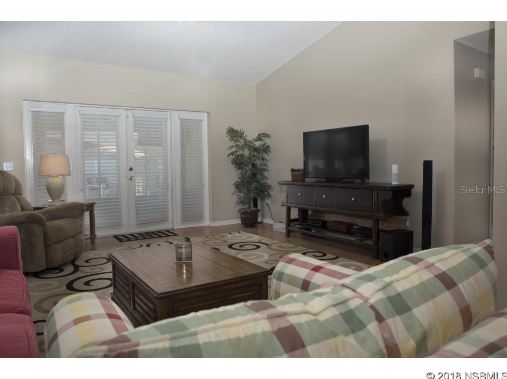 Florida Shores 01 - Residential