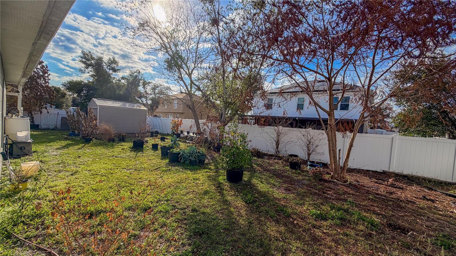 DELTONA LAKES UNIT 07 - Residential