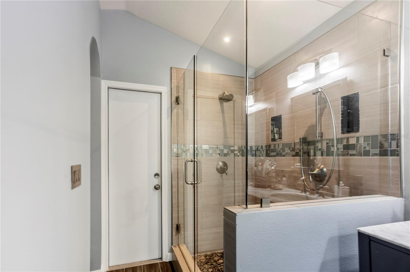 DELTONA LAKES UNIT 07 - Residential