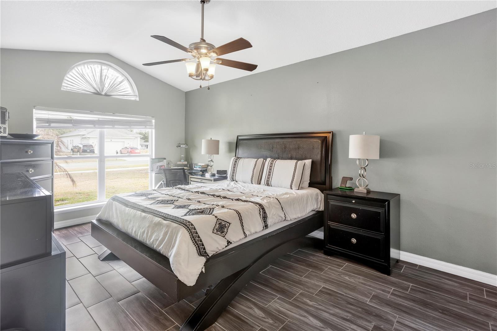 DELTONA LAKES UNIT 07 - Residential