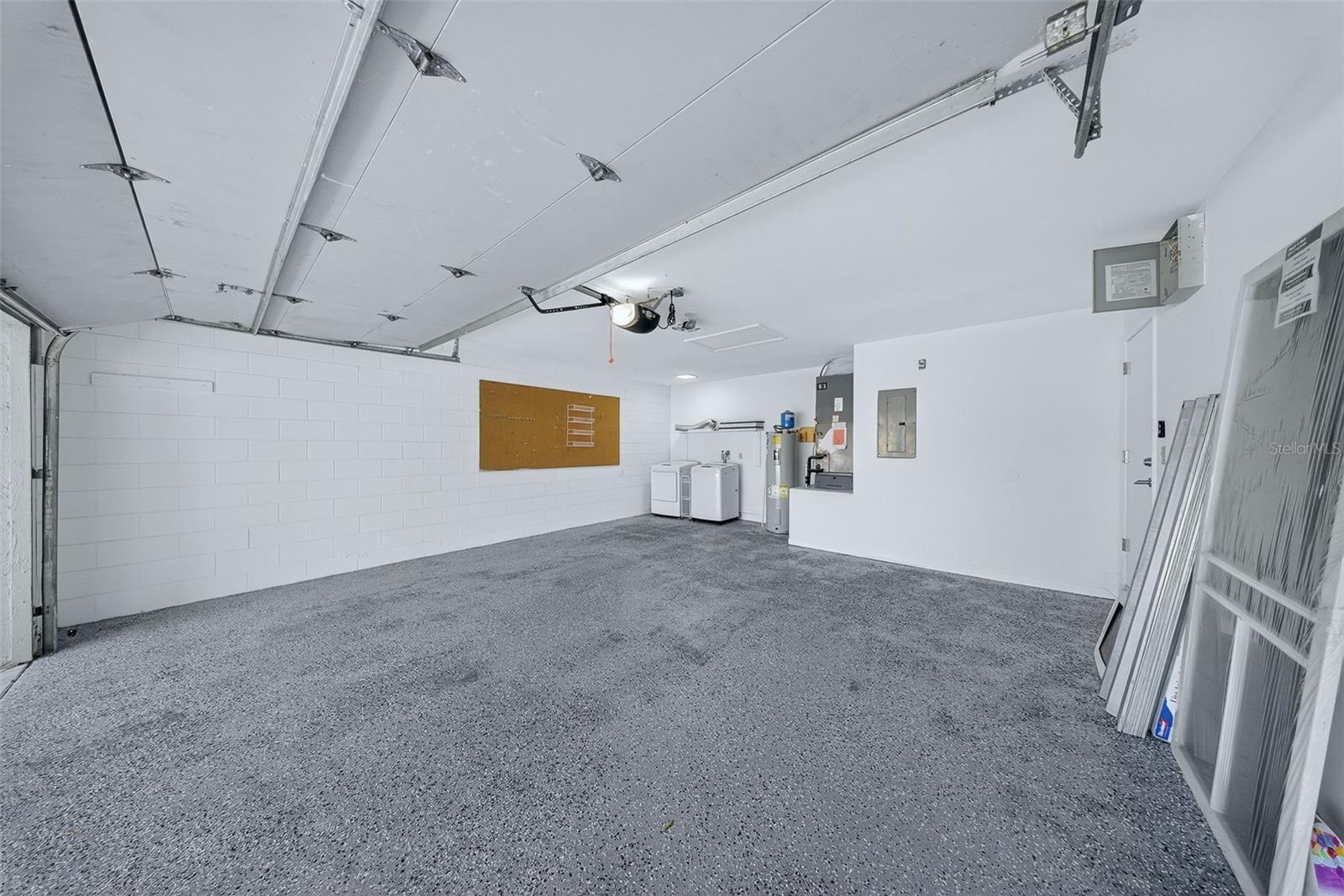 DEER RUN UNIT 16 - Residential