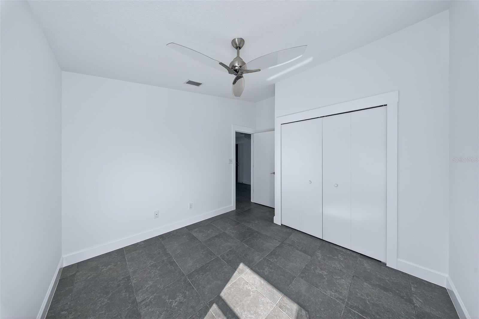 DEER RUN UNIT 16 - Residential