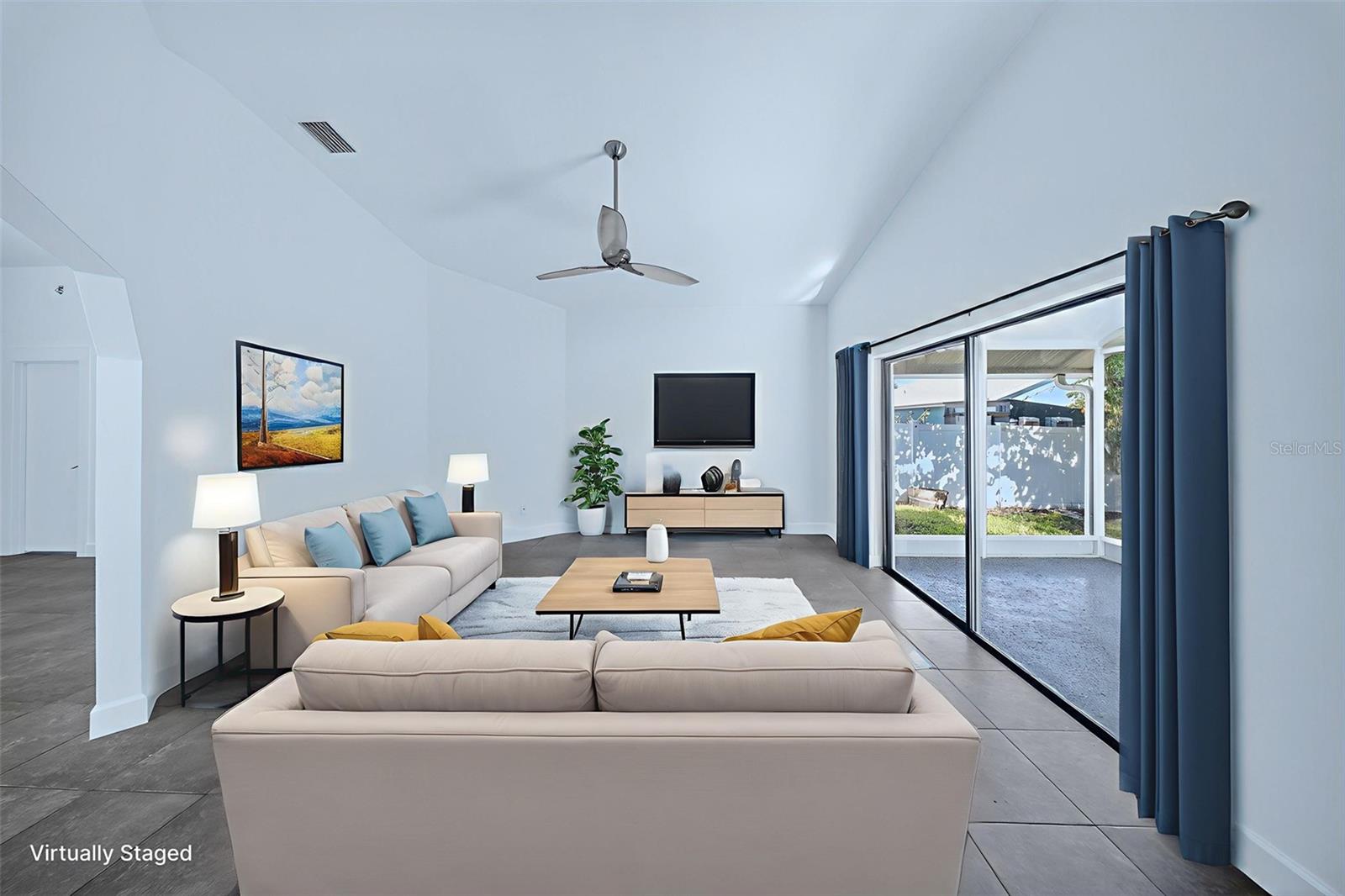 DEER RUN UNIT 16 - Residential