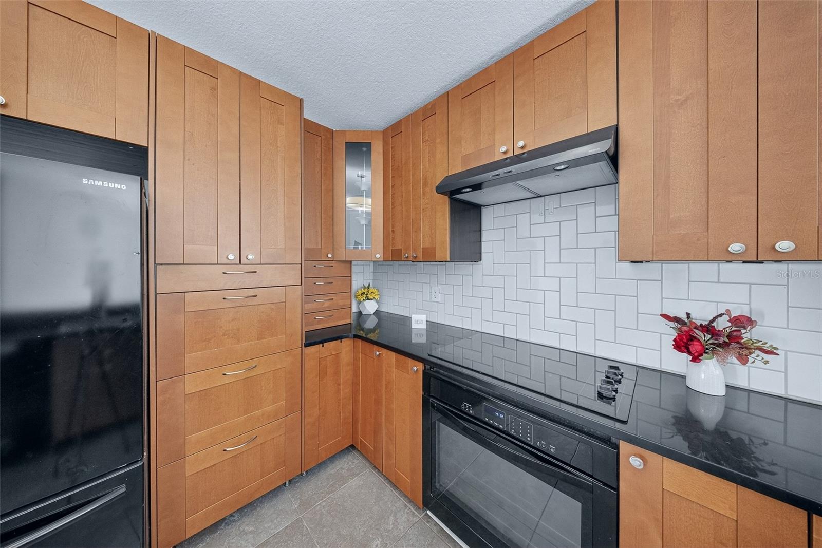 DEER RUN UNIT 16 - Residential