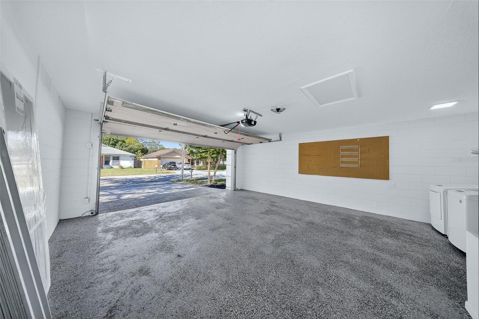 DEER RUN UNIT 16 - Residential