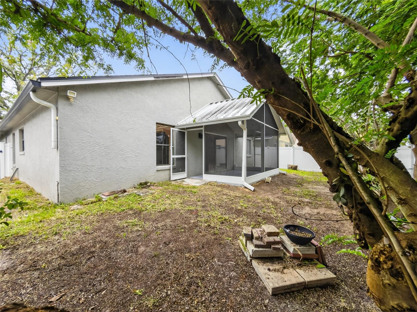 DEER RUN UNIT 16 - Residential